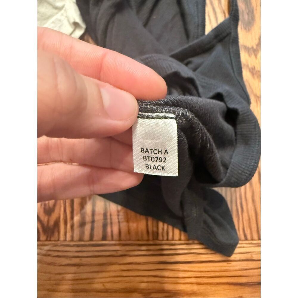 Bo & Tee Gray Transition Soft Ribbed Racerback Stretch‎ Tank Top Small - Picture 5 of 5